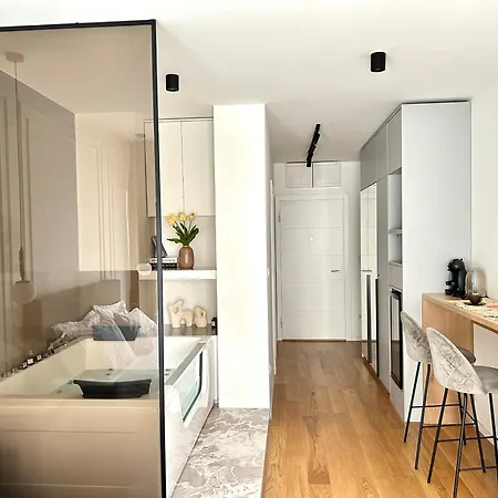 Ξενοδοχείο με διαμερίσματα Bulevard Luxury